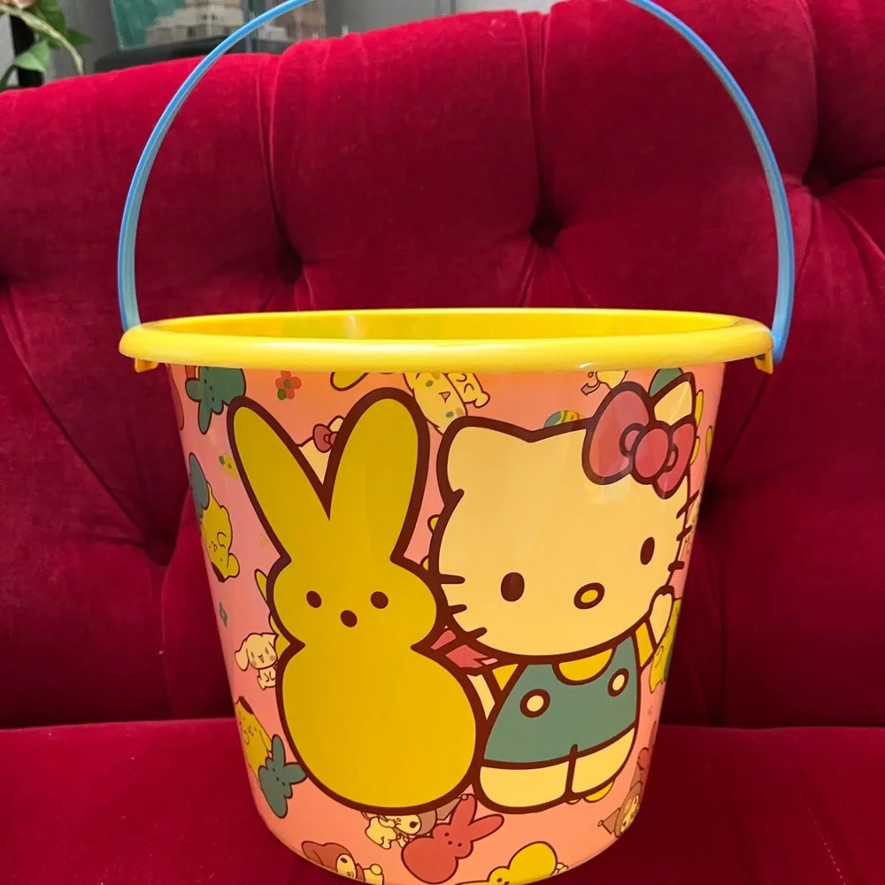 Hello Kitty and Friends x Peeps Easter Jumbo Pail Bucket NWT